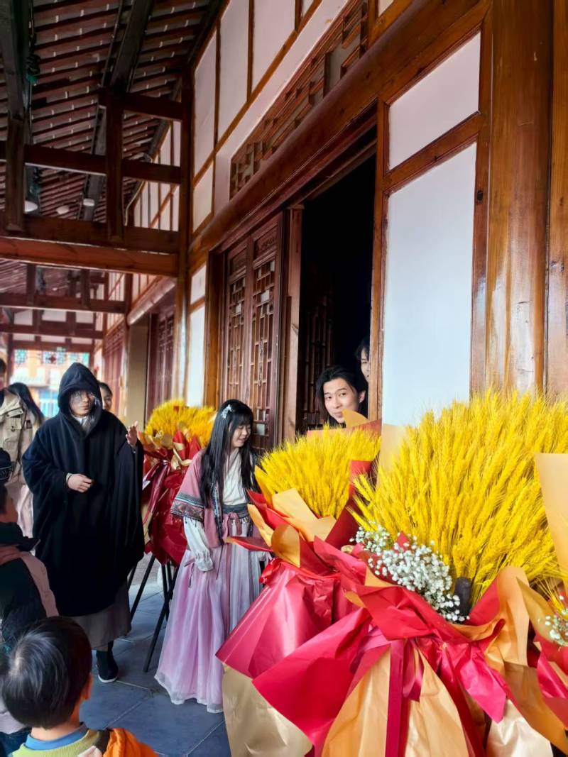 沉浸赋能：巴青县景区演艺的差异化突围之路